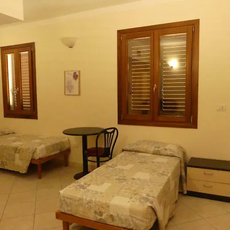 Beb 2000 Гостевой дом 3*